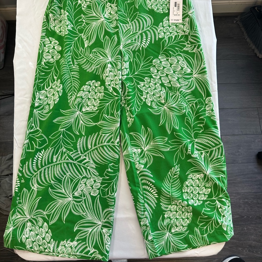 Leafy Green Tropical Pants